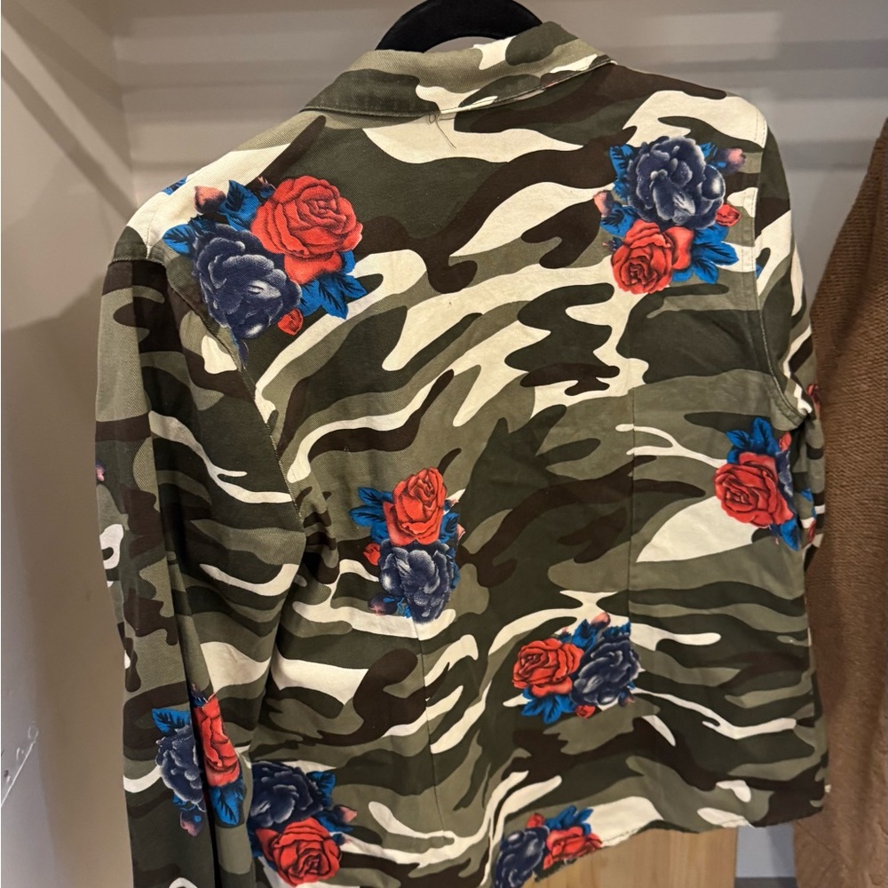 36 Point 5 Camouflage and Floral Men's Shirt - Picture 2 of 3
